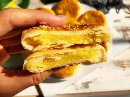 Make A milky yellow wife cake step 24