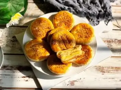 Make A milky yellow wife cake step 25