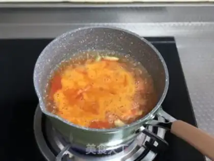 Make Tomato egg noodles step 5