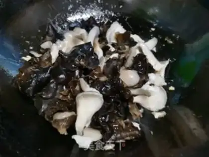 Make Fried mushrooms step 2