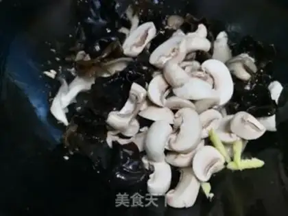 Make Fried mushrooms step 4