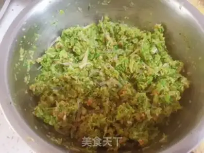Make Big food bun step 4