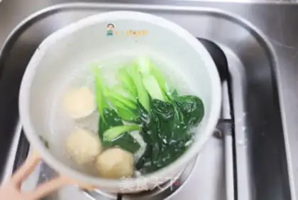 Make Curry chicken meatball powder step 3