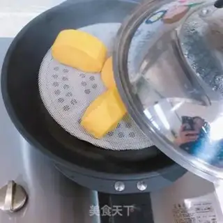 Make Pumpkin buns step 12