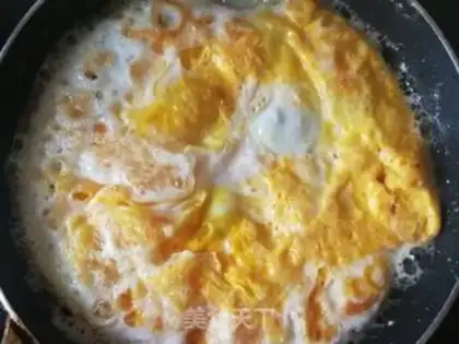 Make Egg sandwich step 1