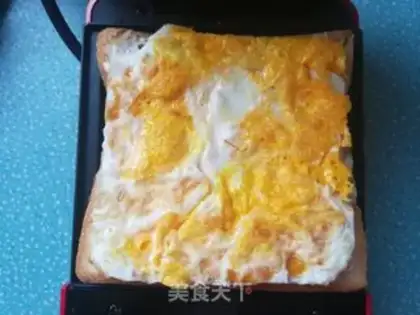 Make Egg sandwich step 4