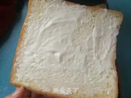 Make Egg sandwich step 5