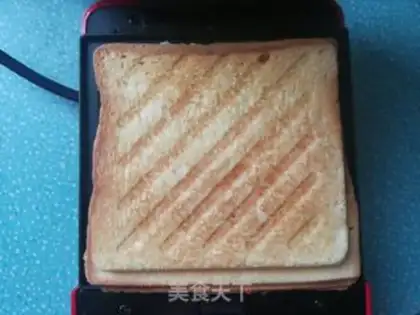 Make Egg sandwich step 8