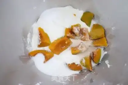 Make Pumpkin bread step 1