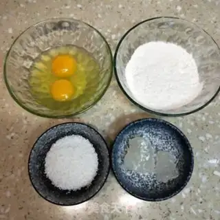 Make Potato powdered egg candy step 0