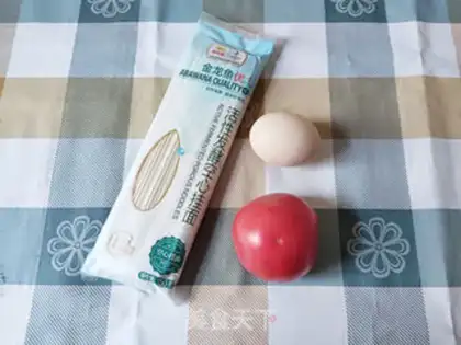 Make Tomato egg noodles step 0