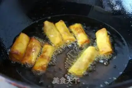 Make Crunch rolls step 3