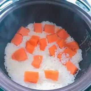 Make Pumpkin rice step 4