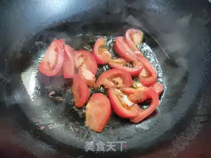 Make Tomato egg noodles step 5