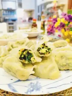 Make Pyramid egg dumplings step 5
