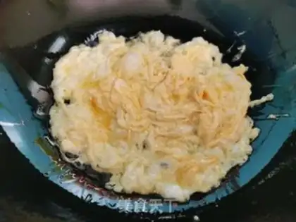 Make Tomato egg noodles step 0