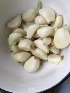Make Garlic sauce step 0