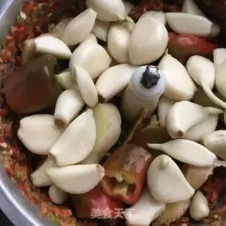 Make Garlic sauce step 5
