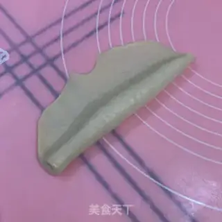Make The almond hand tore the chop bag step 13