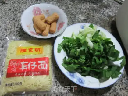Make Sweet blues and noodles step 0