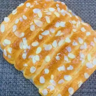 Make The almond hand tore the chop bag step 22