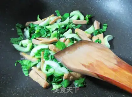 Make Sweet blues and noodles step 4