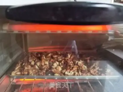 Make walnut red sugar buns step 10