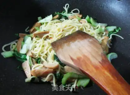 Make Sweet blues and noodles step 8