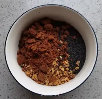 Make walnut red sugar buns step 12
