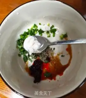 Make Red oil noodles step 1