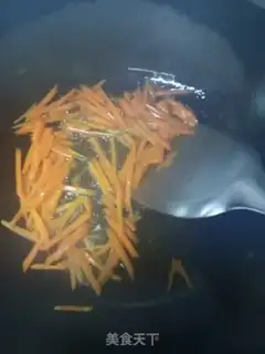 Make Ham sausages, carrots, olive rice step 2