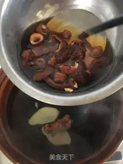 Make Chicken bones, pine radish soup step 5