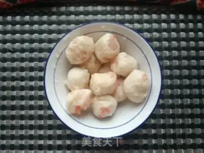 Make Shrimpball soup step 2