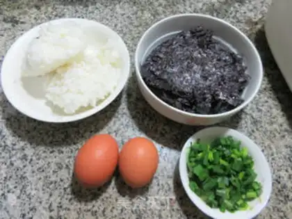 Make Chicken egg fried rice step 0