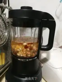 Make The sweet potato peanut silver ear step 1