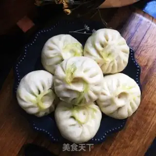 Make Garlic butter buns step 12