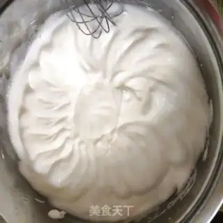 Make Eight inches of Fong birthday cake step 6
