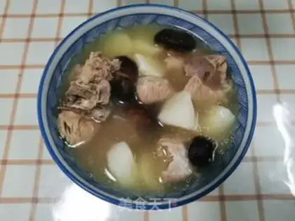 Make Porkbones, mushroom soup step 8