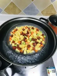 Make Weenie steamed potatoes step 3