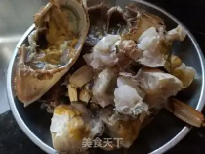 Make Ginger onions fried crabs step 4