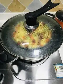 Make Weenie steamed potatoes step 4