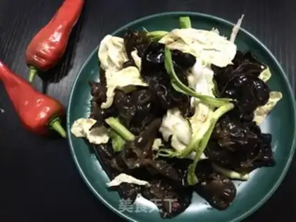 Make Garlic sauce and wood step 9