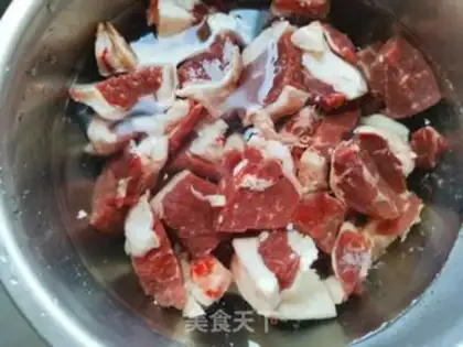 Make Cleaning the oxen radish step 2