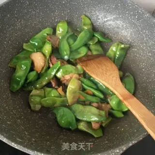 Make Five flowers and beans step 8