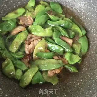 Make Five flowers and beans step 9