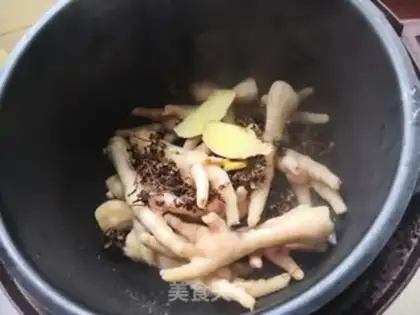 Make A delicious chicken foot freeze step 2