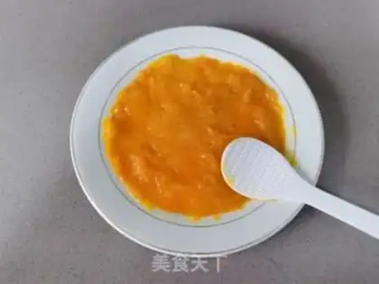 Make Pumpkin bellows with a beauty patch step 2