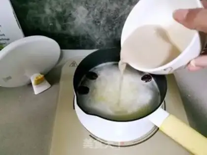 Make Pumpkin bellows with a beauty patch step 9