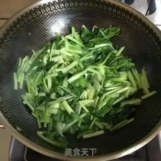 Make Garlic cabbage step 1