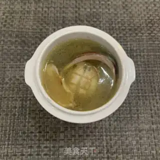 Make Chicken soup with abalone egg glue step 8
